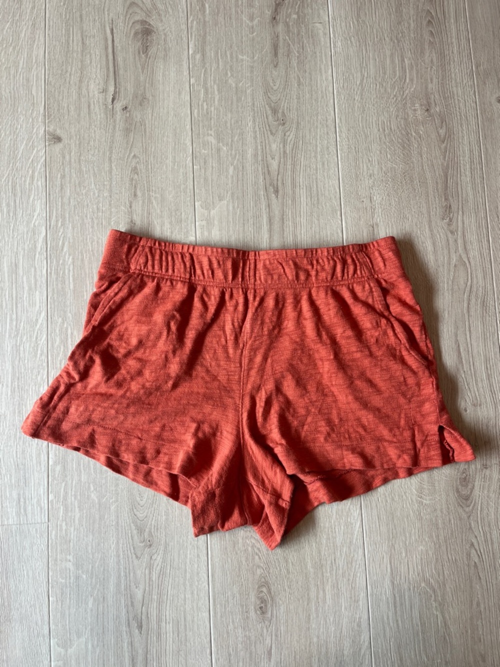 Universal Thread Women's pumpkin orange Athletic Lounge Shorts, size medium